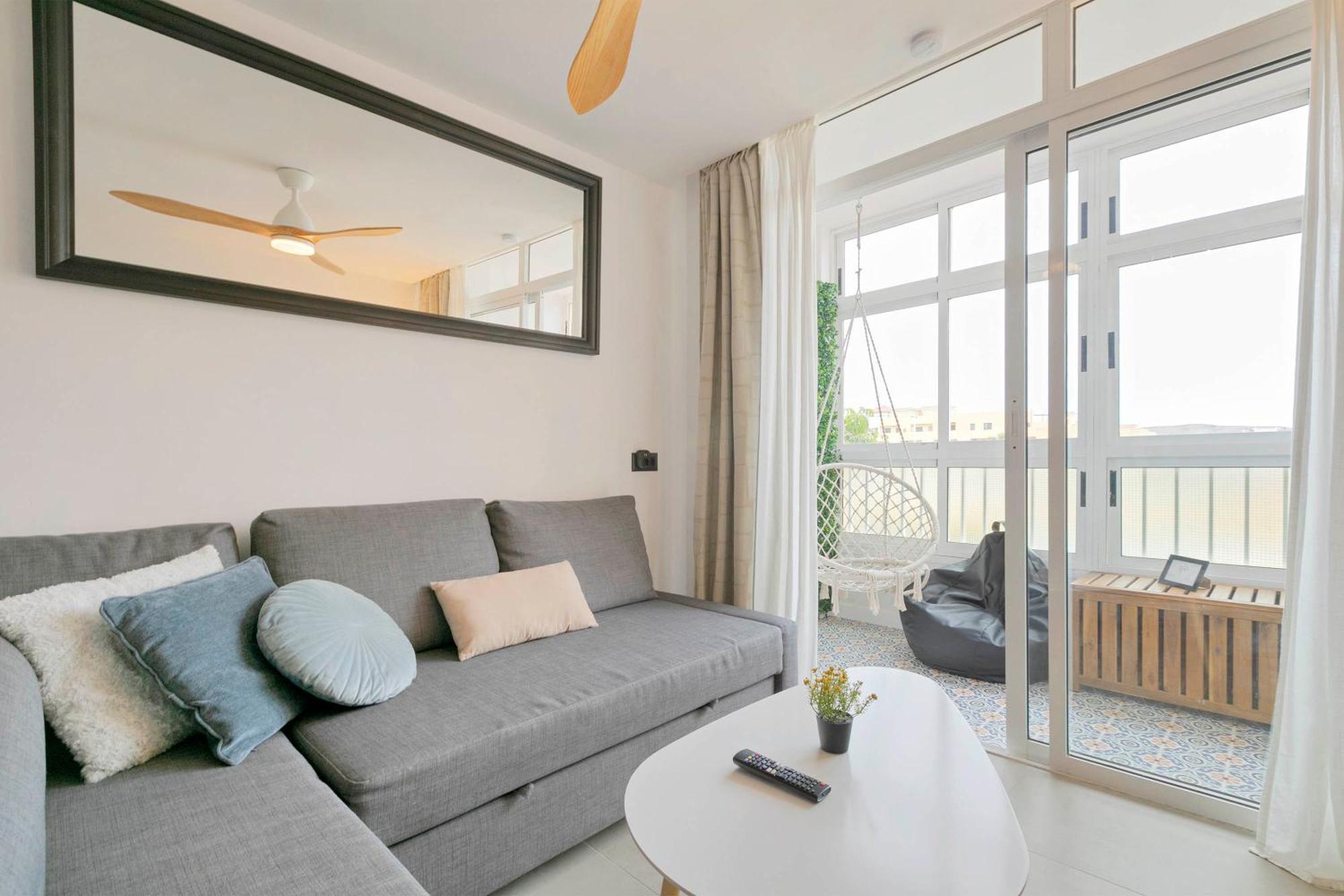 Apartment Greenwaves Con Piscina *